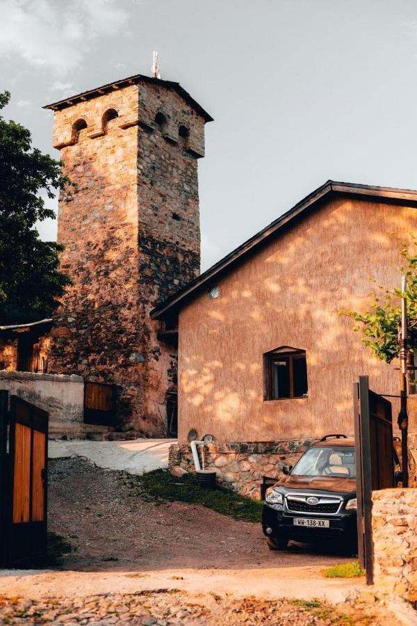 Teo Guesthouse And Camping In Местия Екстериор снимка